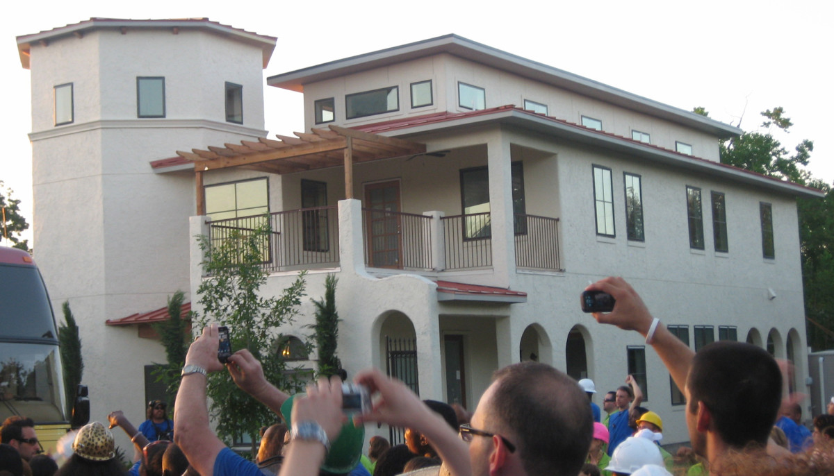 How Much Does A Free House Cost The Extreme Makeover Houston