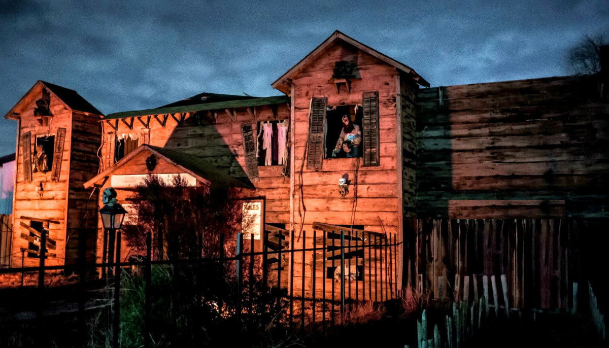 10 Best Haunted Houses In Houston For Halloween Chills And Thrills