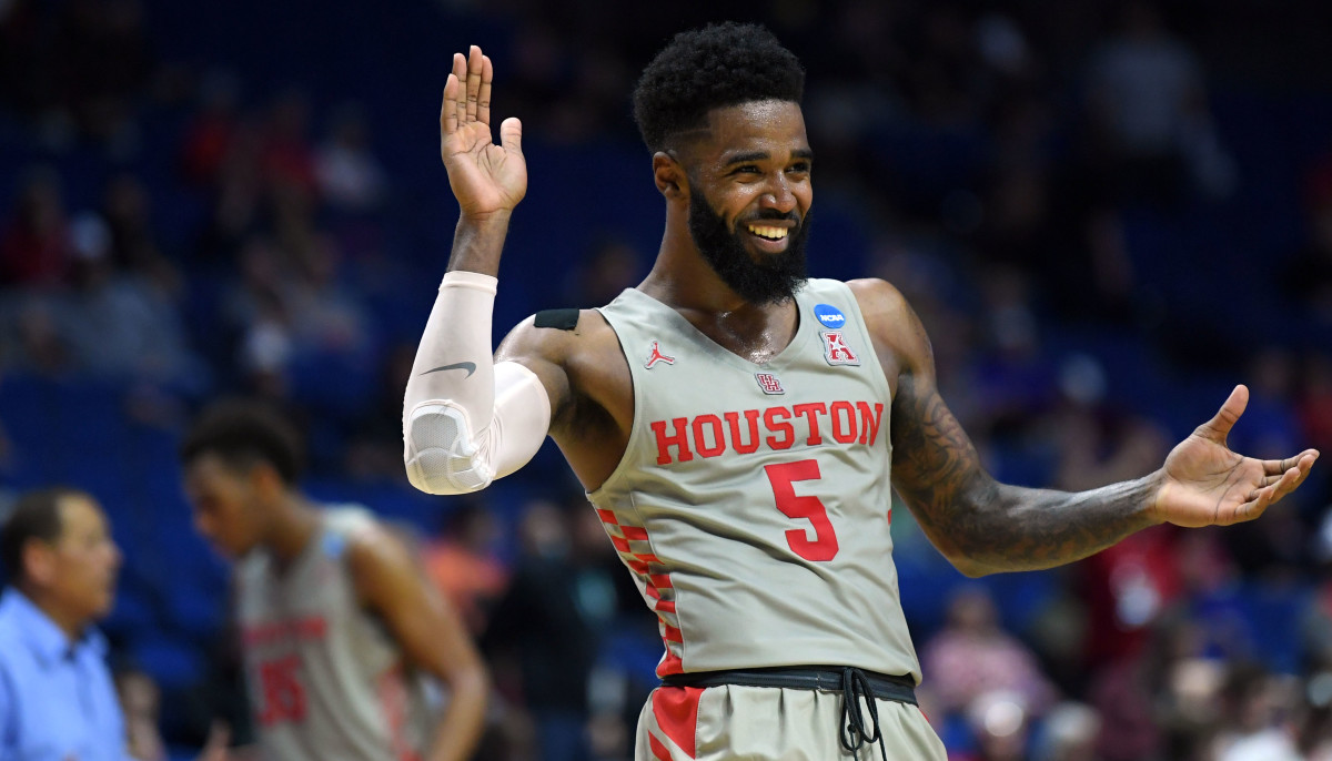 u of h basketball jersey