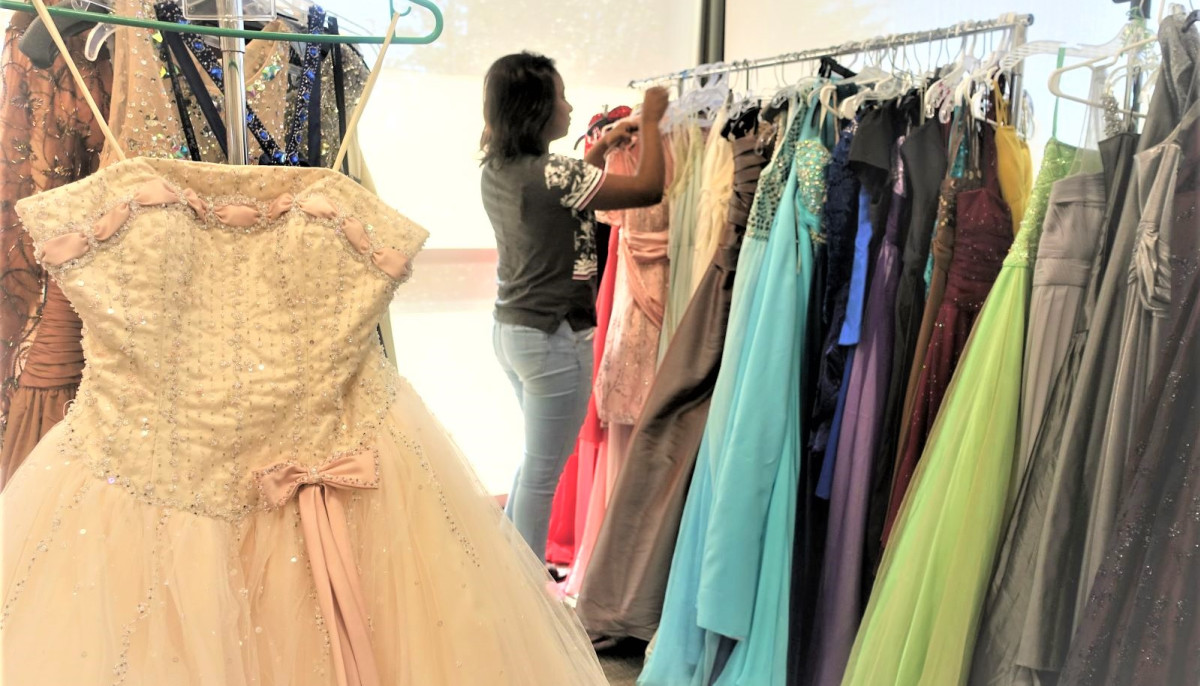 Gently Used Prom Dresses Near Me 2024 jasterluis