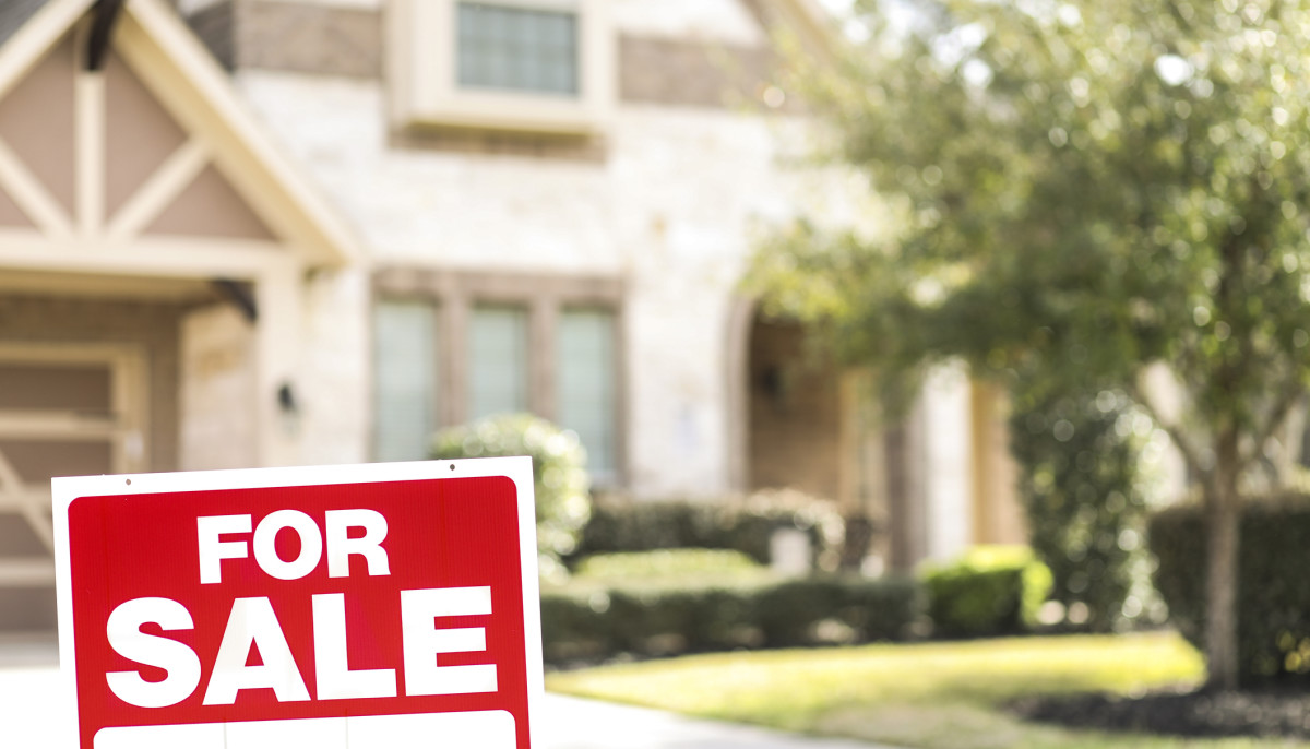 Dallas Fort Worth Home Listings Dip Thanks To Covid 19