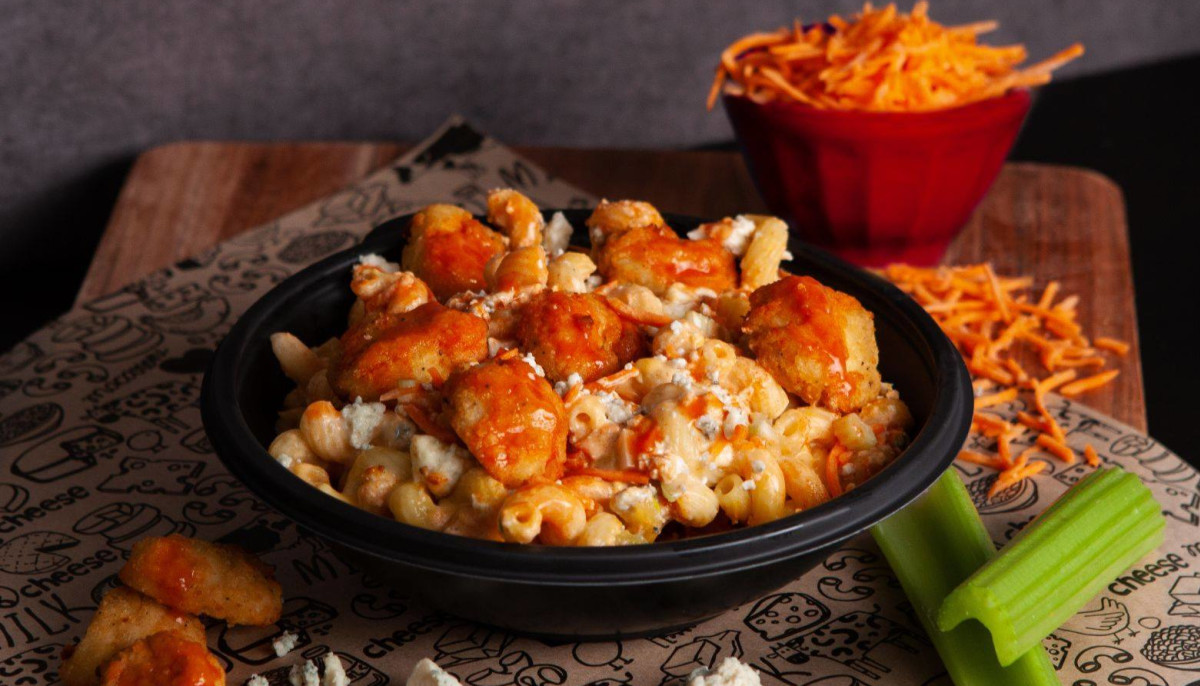 New mac 'n' cheese restaurant bowls over San Antonio's Northwest Side