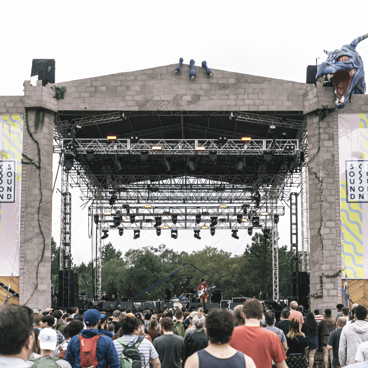 Sound on Sound Fest 2016 Dragon's Lair Stage