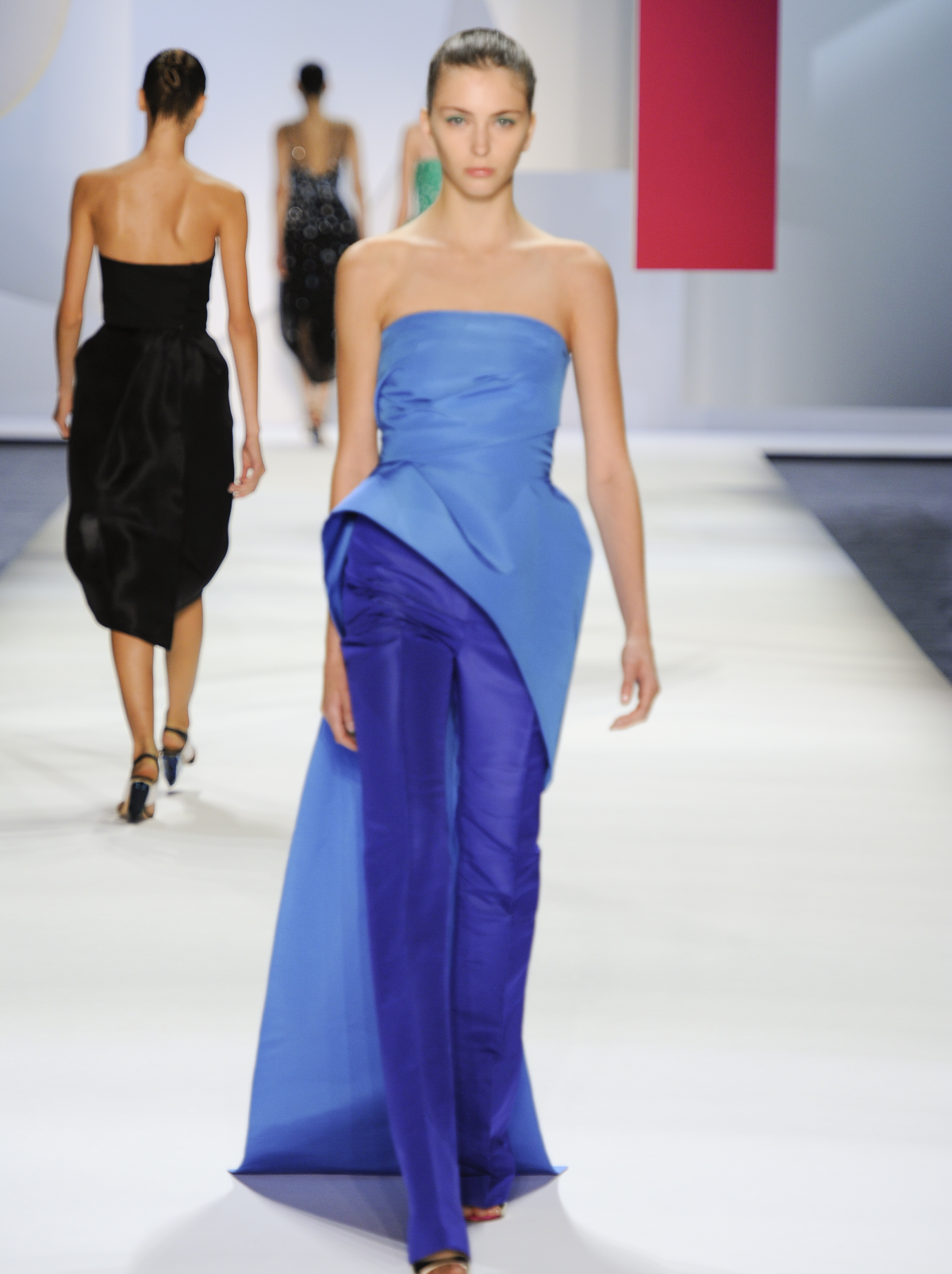 Monique Lhuillier spring 2016 collection Look 33