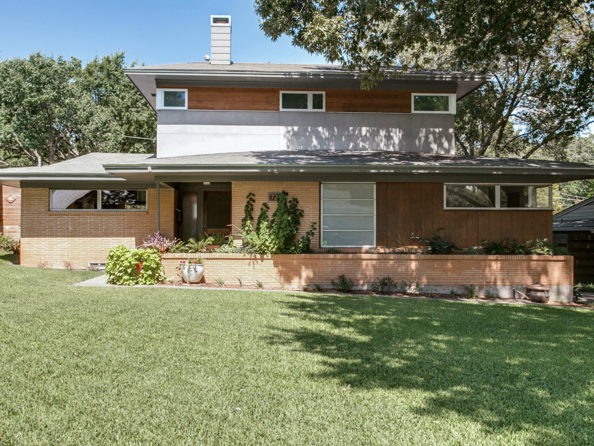 7243 Meadow Lake