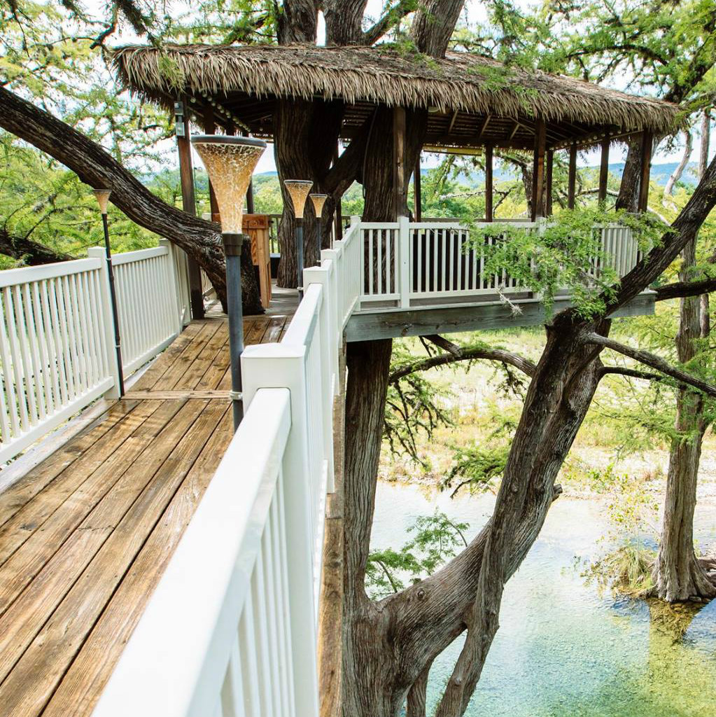 These Amazing Texas Treehouses Take Glamping To New Heights