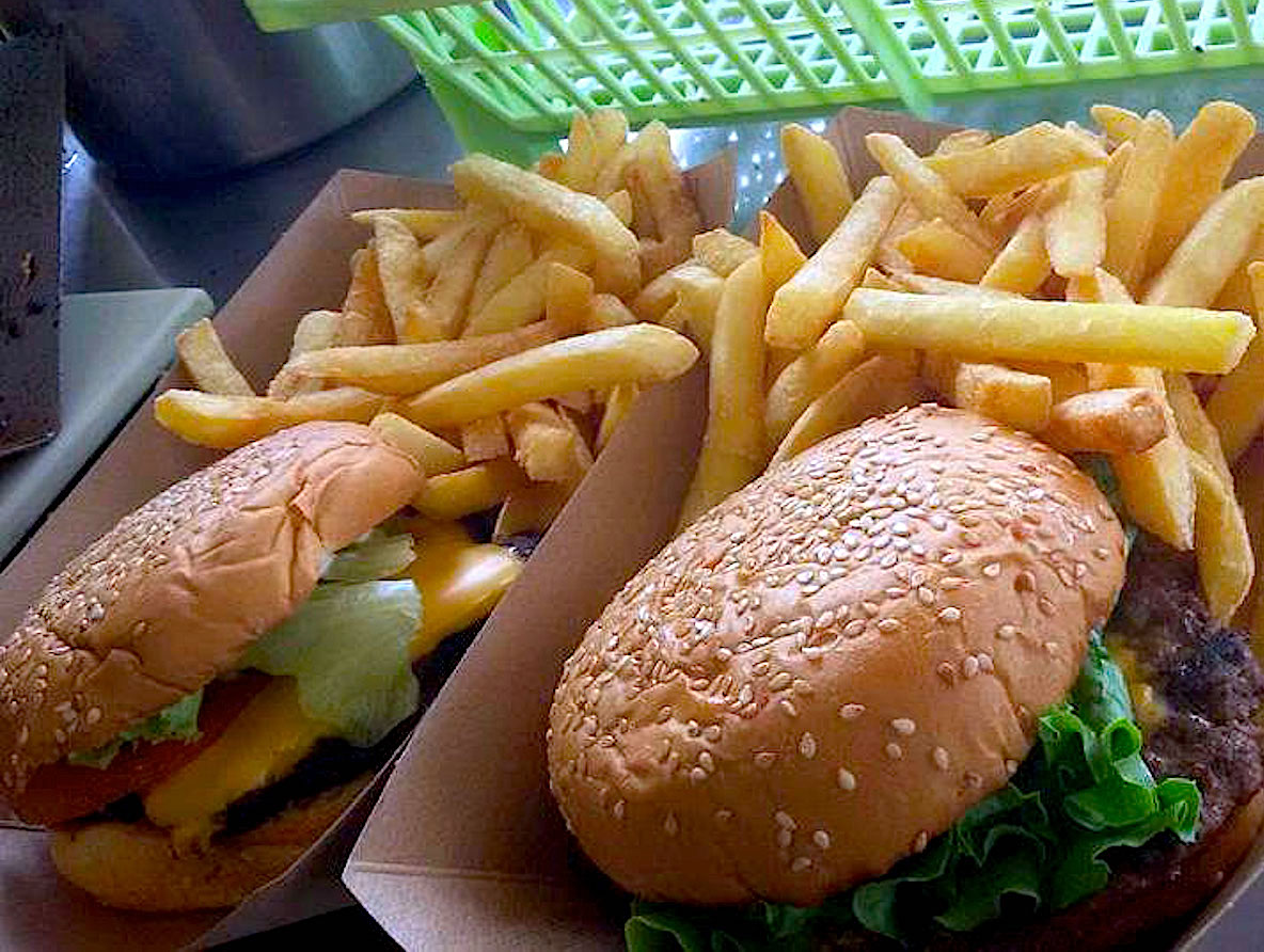 Houston, Hoffman, Miss Debs Food Truck, September 2017, cheeseburger