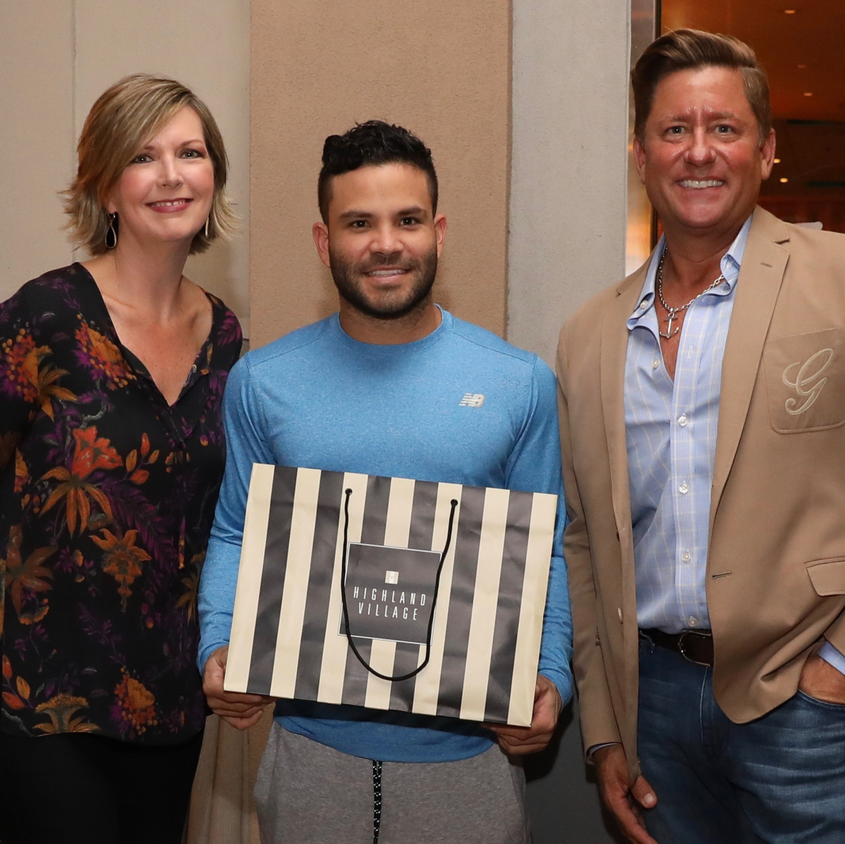 Altuve joins Holiday Shopping Card kickoff and Astros' fortunes change
