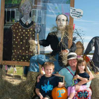 Cross Creek Ranch presents 2016 Fulshear Scarecrow Festival