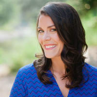 Hallie Graves