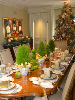 Kappa Kappa Gamma Charitable Foundation presents Holiday Pilgrimage 2016 Home Tour