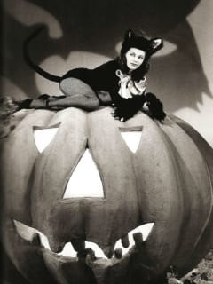 Hempton's Retro Threads presents Vintage Halloween Party & Costume Contest