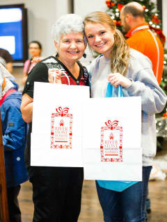 Holiday Market at Riverstone