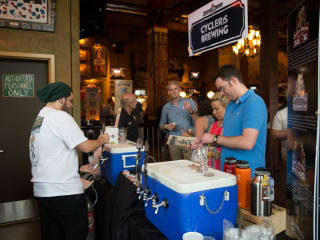 House of Blues presents Local Brews, Local Grooves