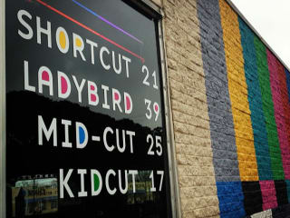 Birds Barbershop Sign