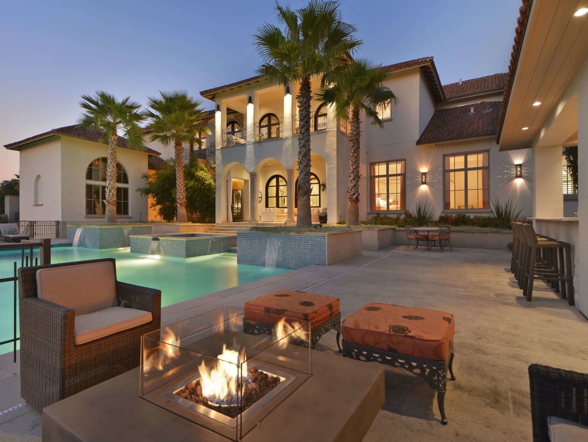 NBA star's stunning Texas mansion is a 5 million slam dunk