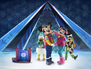 Disney on Ice presents Reach for the Stars