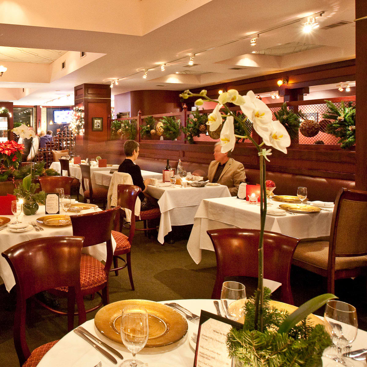Kiran's Restaurant, dining room