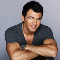 Tony Dovolani