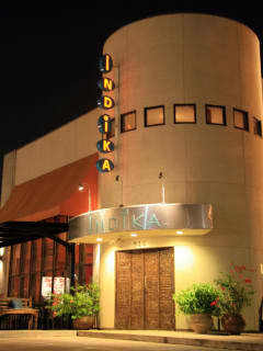 Places-Eat-Indika-exterior-night-1