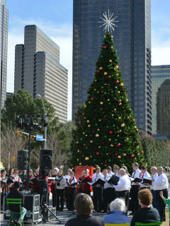 Klyde Warren Park presents Holiday Celebration