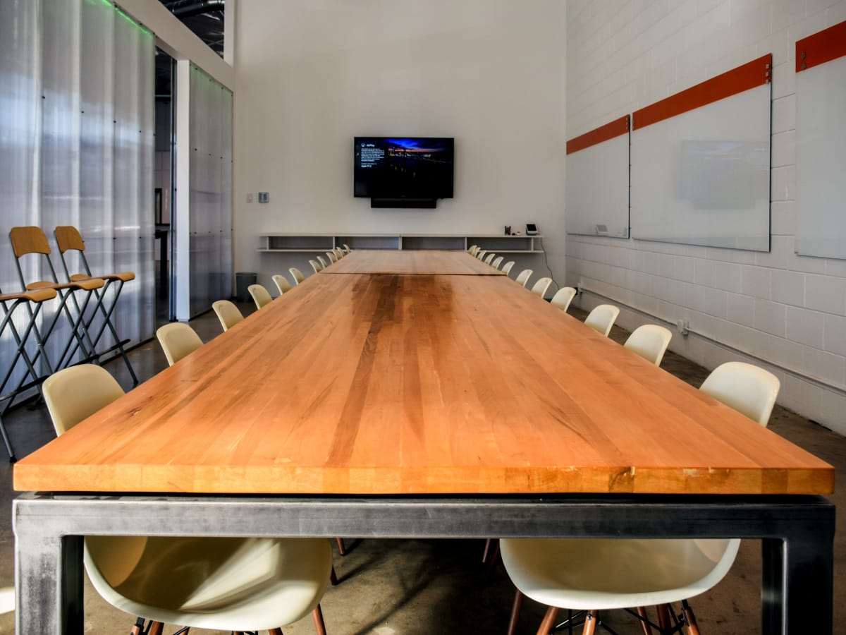 HOWDO Meeting Room