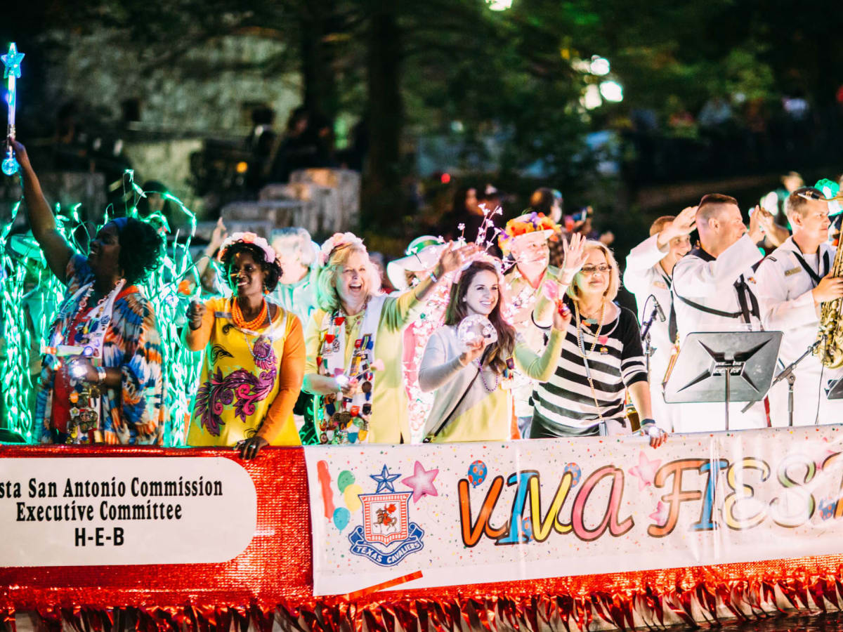 Texas Cavaliers River Parade — Fiesta