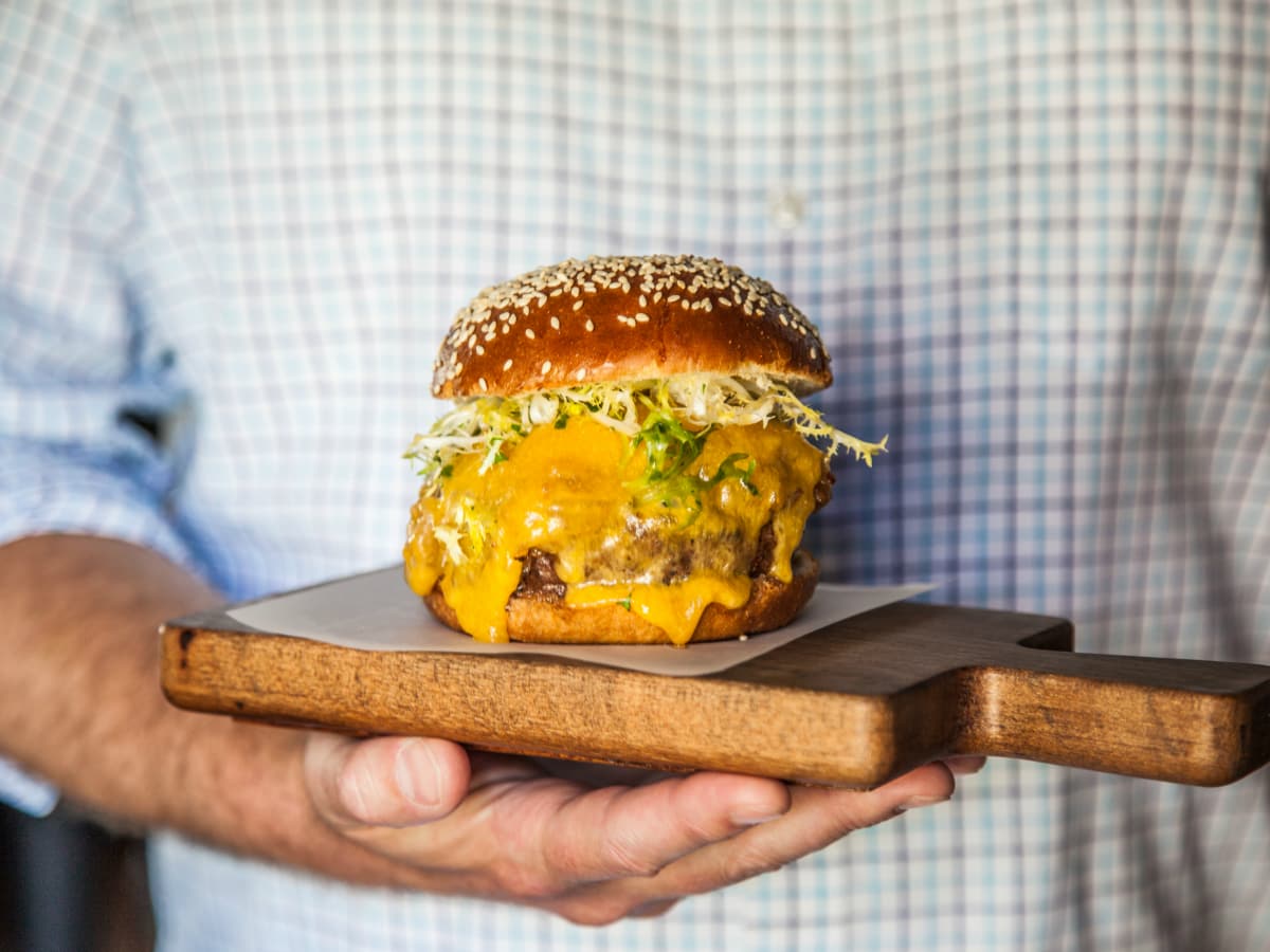 Goodall's Kitchen & Bar Austin restaurant Hotel Ella burger 2015