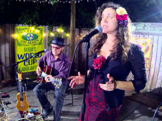 Paper Moon Shiners