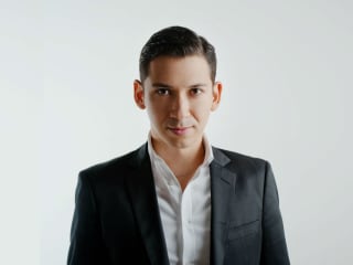 Alejandro Vela