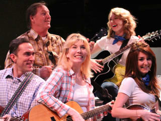 Theatre Three presents The Kountry Girls