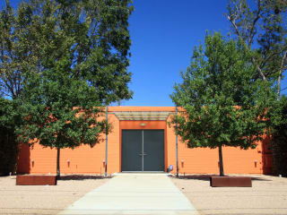 Places-A&E-New World Museum-front exterior-1