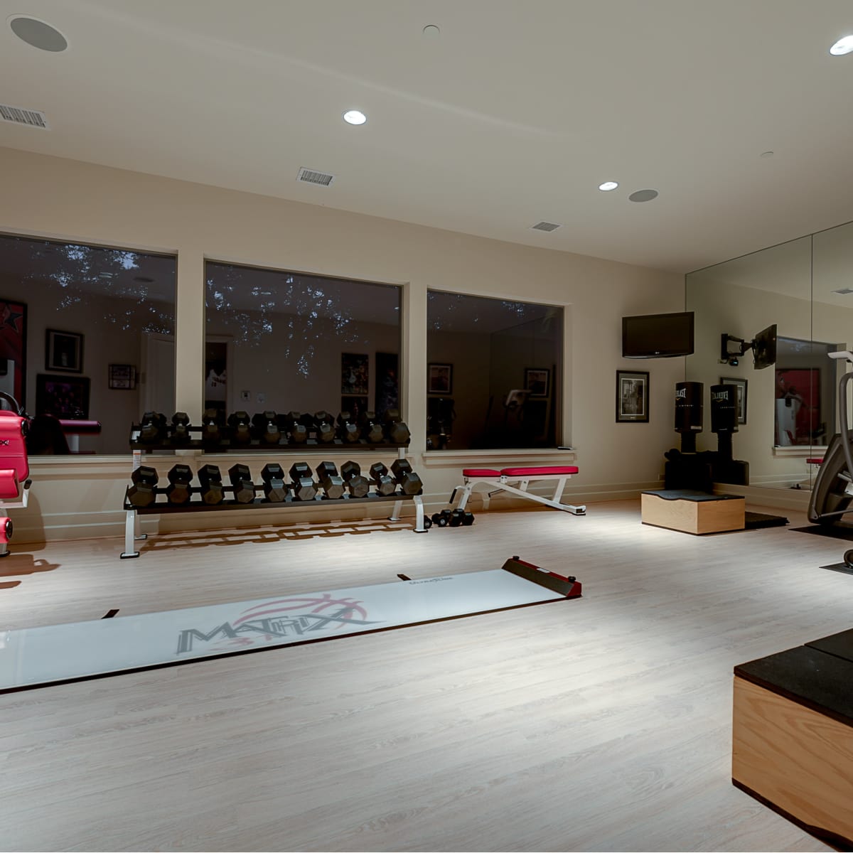 NBA star Shawn Marion lists slamdunk Texas home for 5.95 million