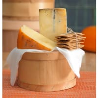 Houston Dairymaids Cheese of the Month Club basket of cheese with crackers