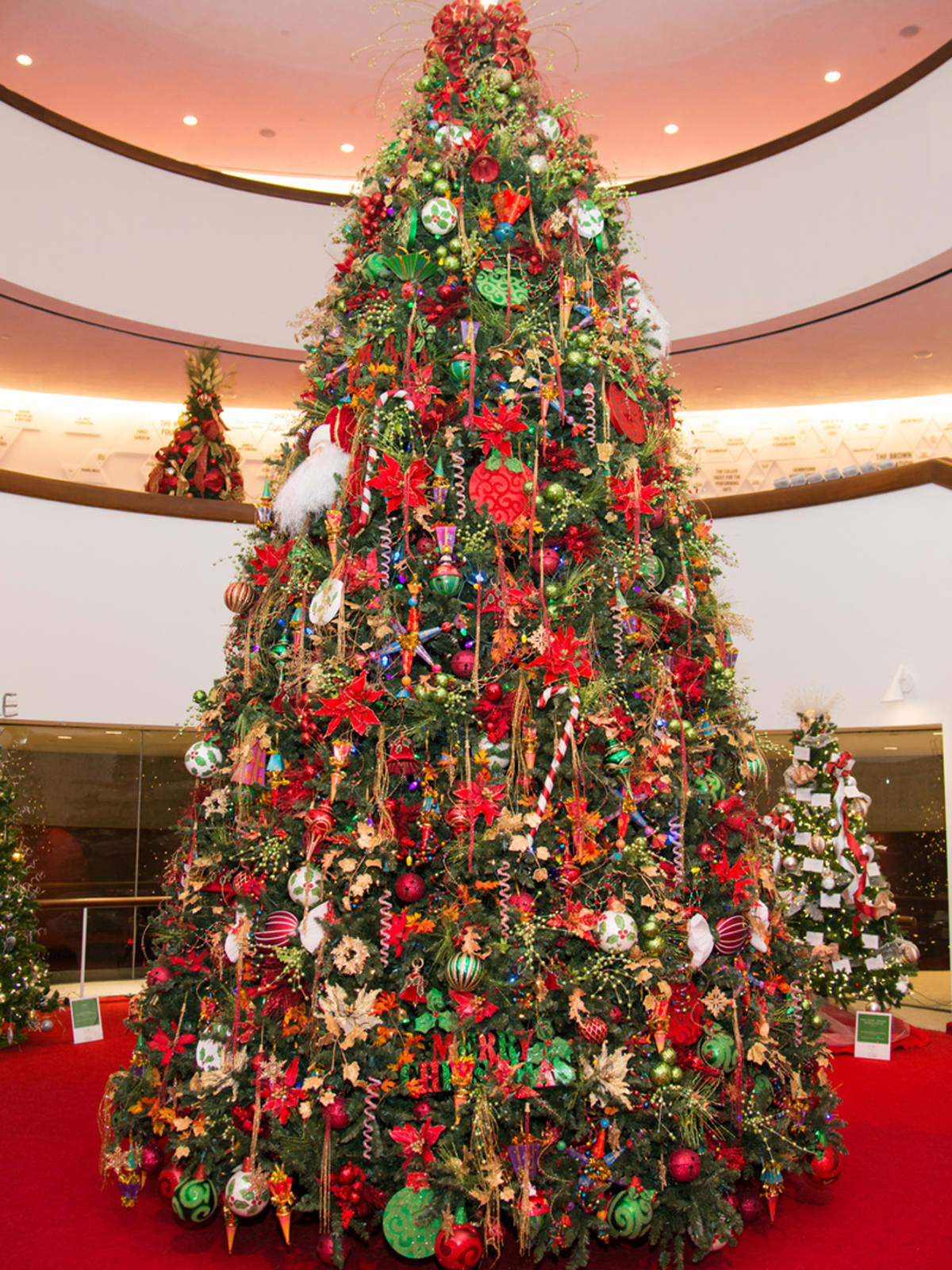 Alley celebrates A Christmas Carol with most Christmas trees ever