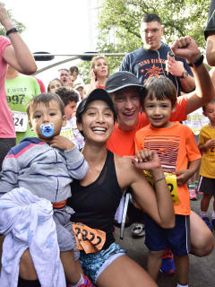 Neighborhood Centers presents TXU Energy Houston Turkey Trot