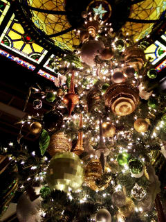 The Driskill Grill presents Tree Lighting