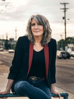 Kathy Mattea in concert