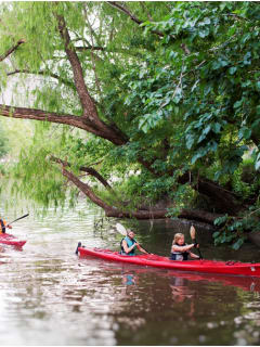 Buffalo Bayou Kayak Trips "An Urban Outdoor Experience" Spring 2013