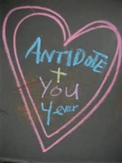 News_Antidote_Antidote Coffee_blackboard_heart