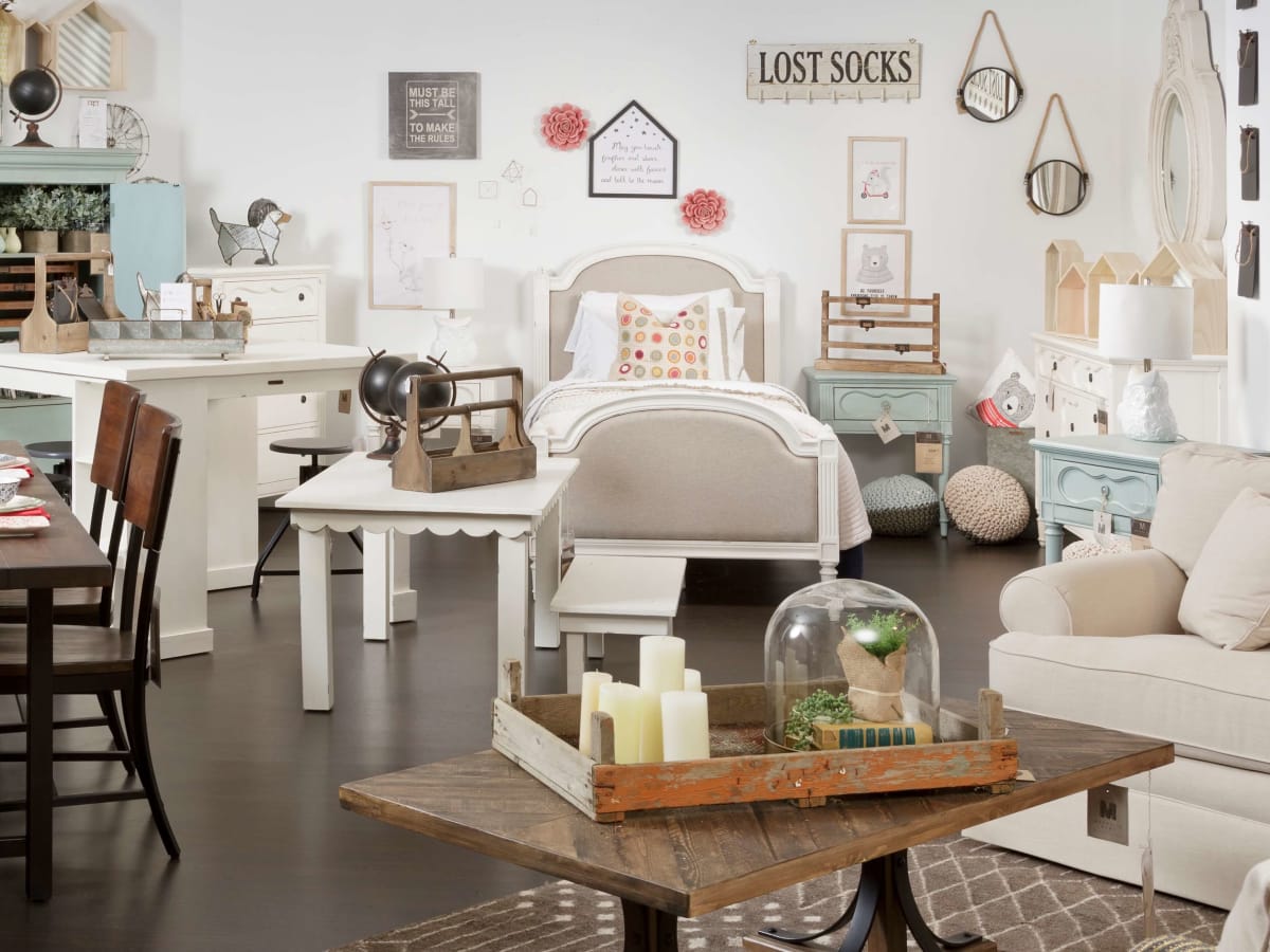 Star Offers Fixer Upper Style With New Furniture Collection Magnolia Home Furniture Collection
