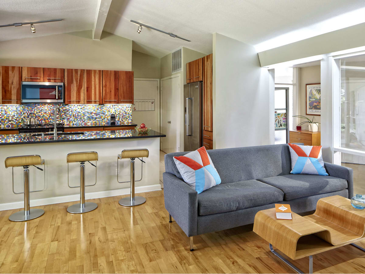 2016 Modern Mile Homes Tour