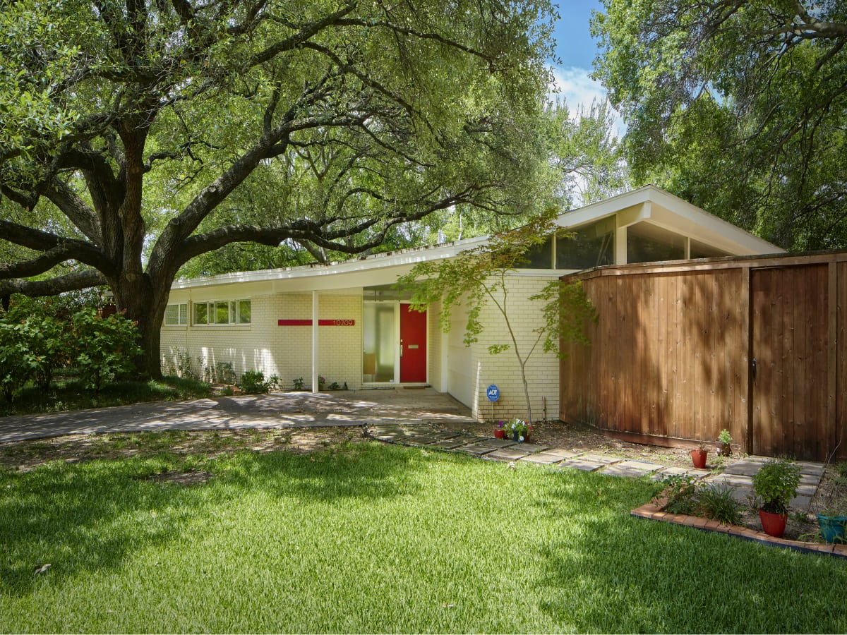 2016 Modern Mile Homes Tour