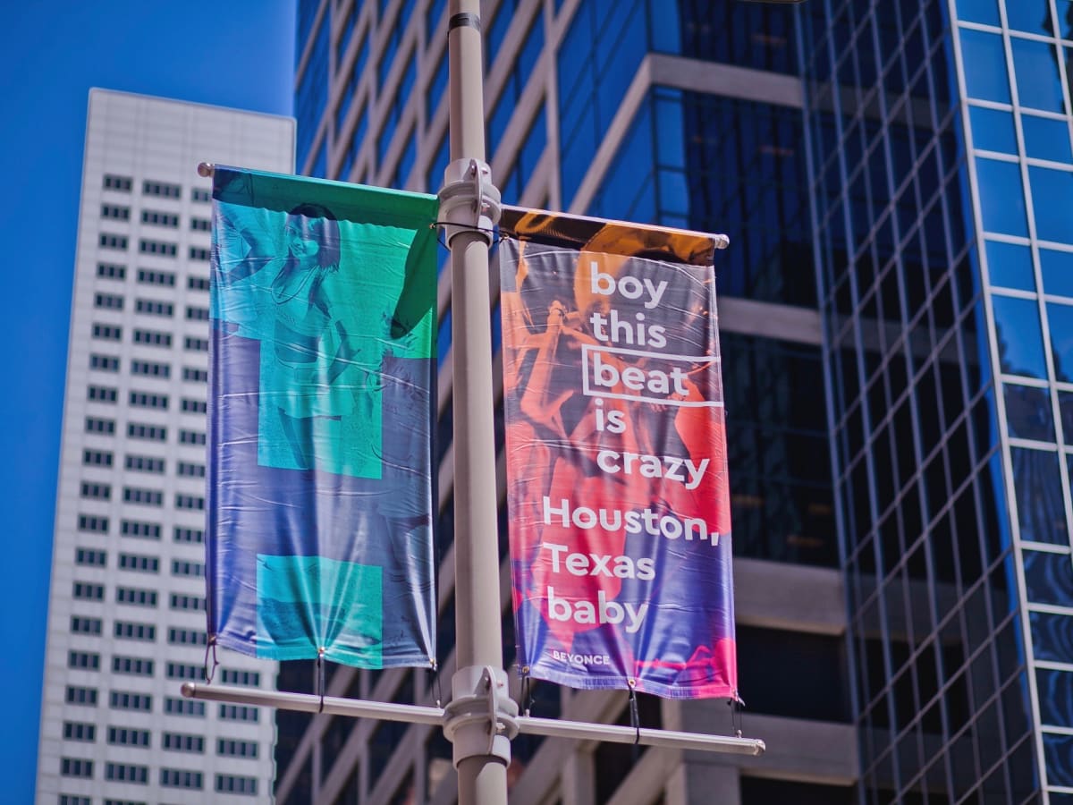 It's a banner season in downtown Houston with quirky words of wisdom