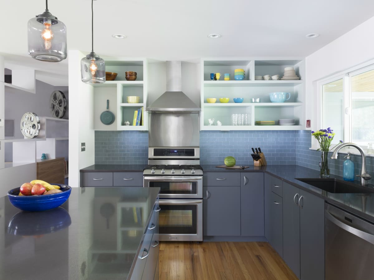 K Inside 3 Midcentury Modern Gems From Austin S Historic Homes Austin House Home 6602 Daugherty Street Allandale Preservation Annual Historic Homes Tour 2018 Kitchen