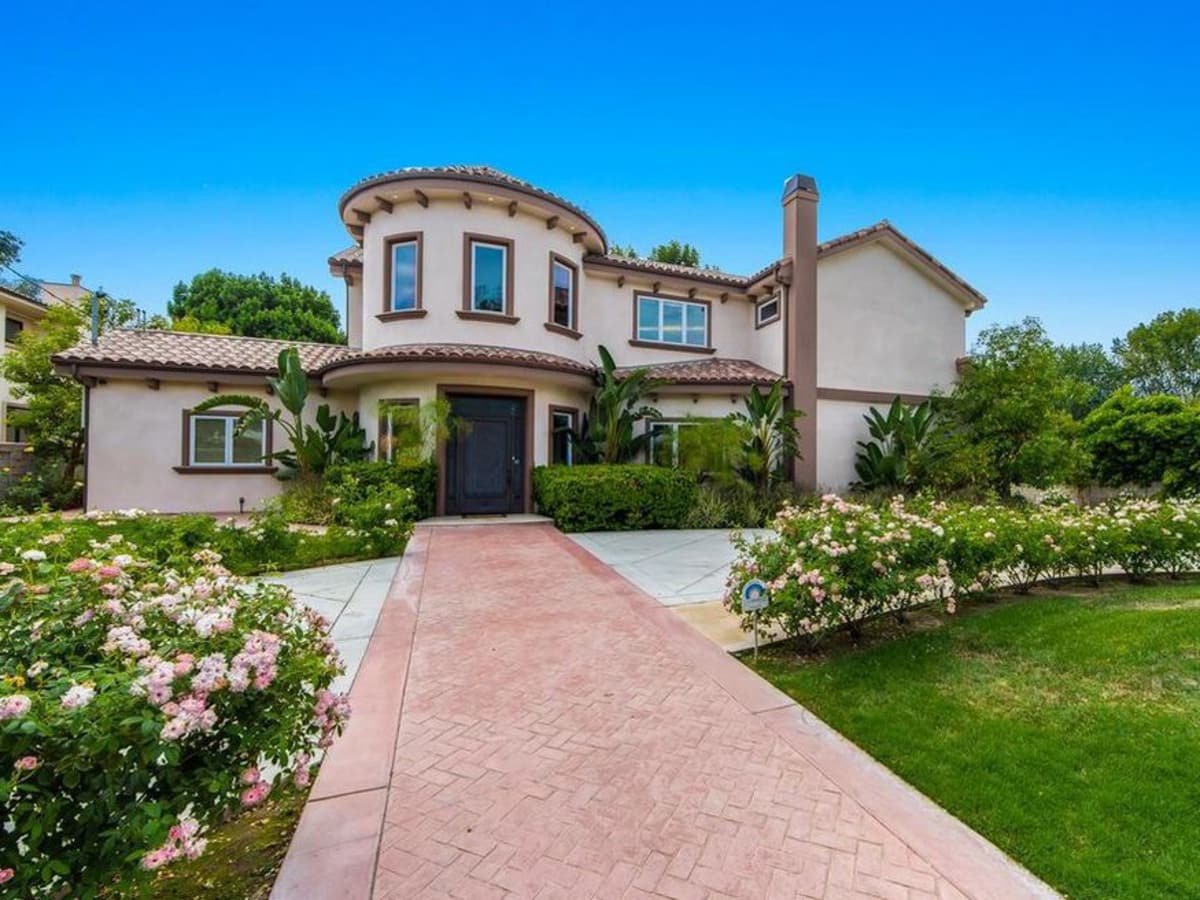 Houston, Chris Paul LA home for sale, August 2017