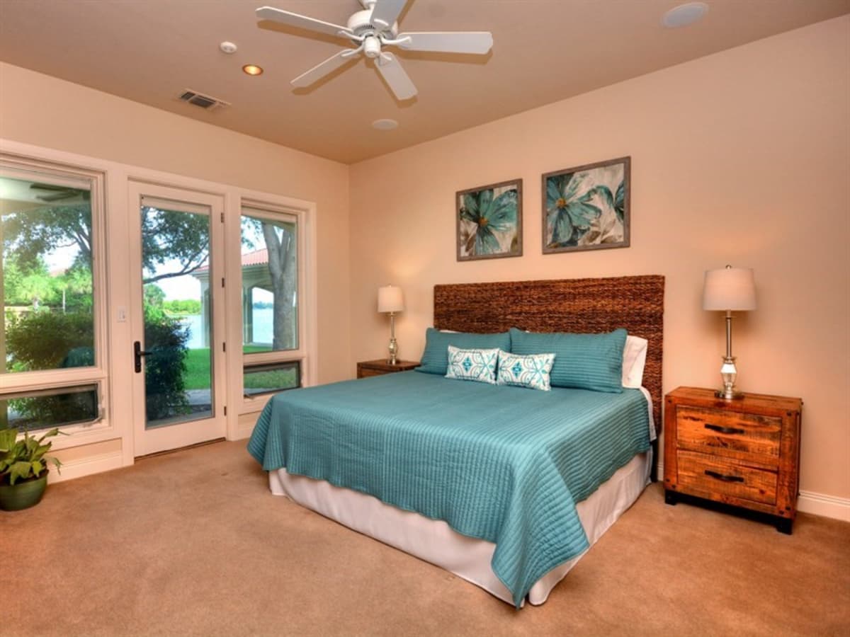 Horsehoe Bay home