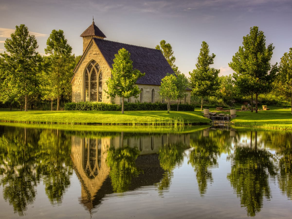 T Boone Pickens, Mesa Vista Ranch, lake, chapel