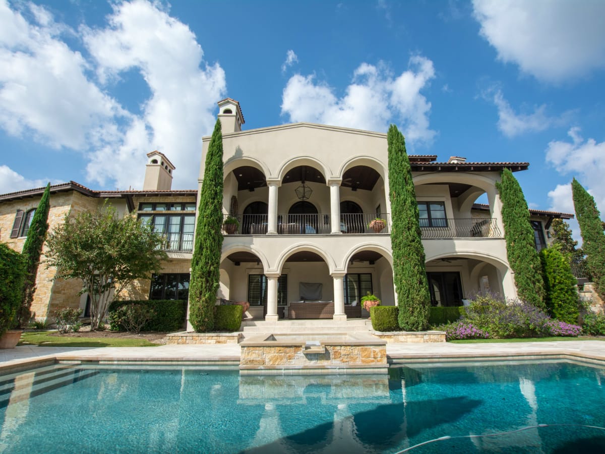 Spanish Oaks estate