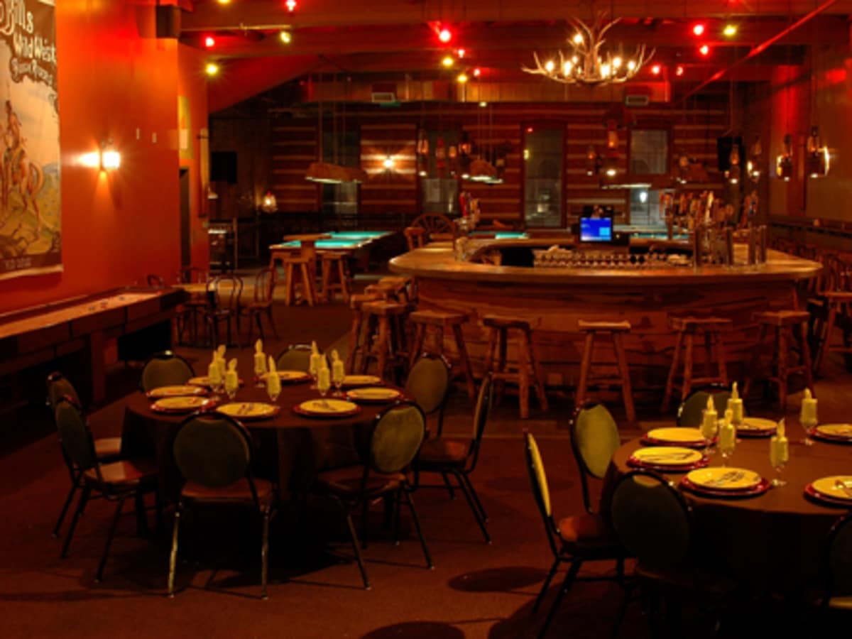 Austin_photo: places_drinks_buffalo billiards_inside